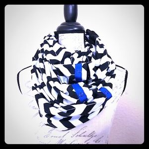 💙Lululemon Vinyasa convertible scarf 💙